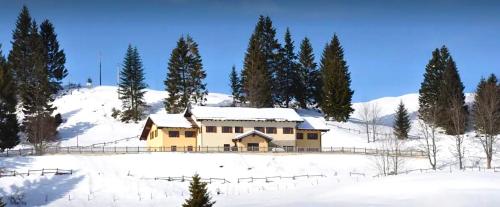  Casa Vacanze Vezzena in 38056 Levico Terme