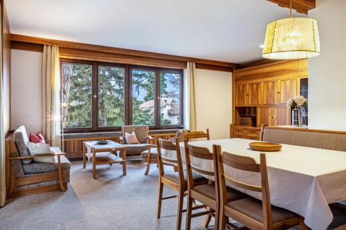  Villa Pinie Apt 1, Unterkunft in Terlan