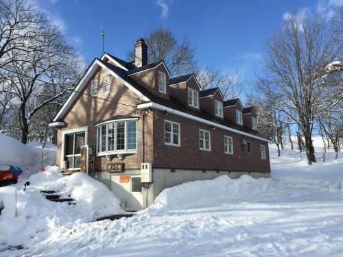 Guest House Bunk