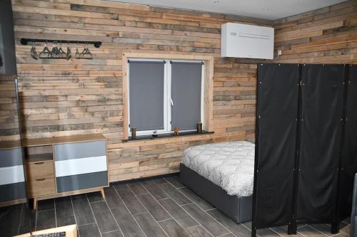 Logement in wood (400 mètres de Pairi Daiza), Bolignies (photo 8)