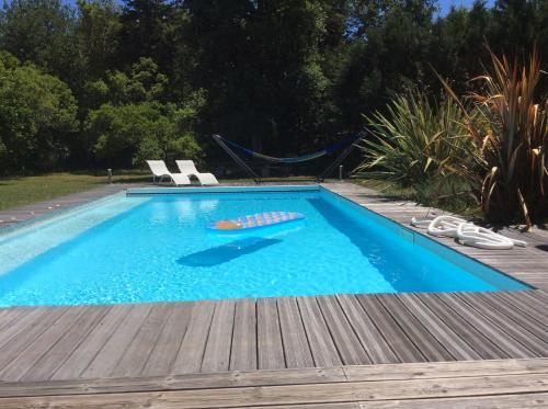 Très belle villa avec piscine au calme de la forêt - Location saisonnière - Le Porge