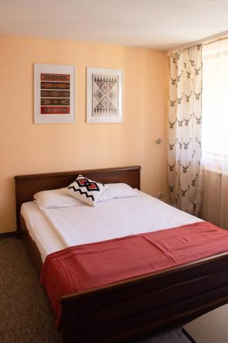 Meteor Family Hotel - image 3