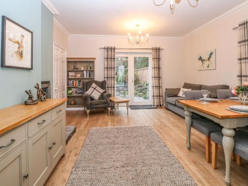 Brundall House - Mundham