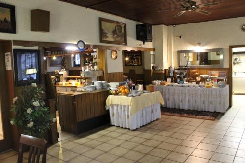 Restaurante, Airport-Hotel zum Taubengrund in Kelsterbach