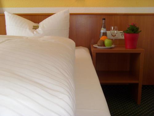 1 twin bed