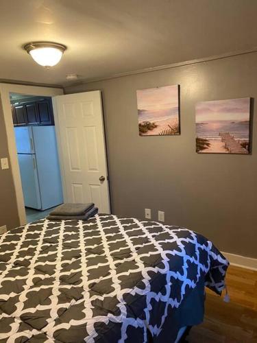 2 bed in town walkable locations