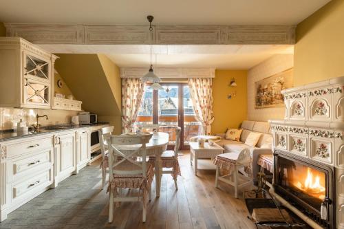 One-Bedroom Apartment image 10