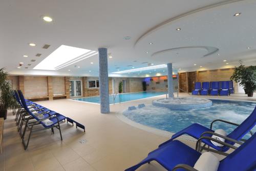 Spa, Garden Hotel Wellness es Konferencia in Szolnok