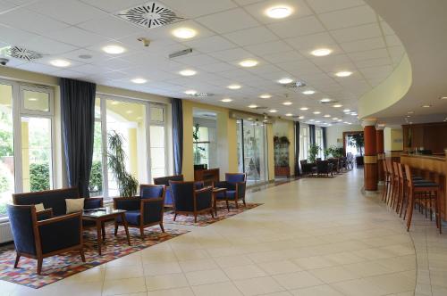 Lobby, Garden Hotel Wellness es Konferencia in Szolnok