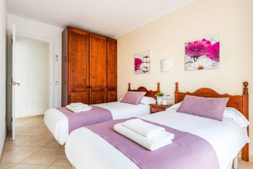 Three-Bedroom Villa image 9