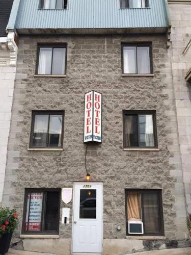 Hotel Victor, Montreal