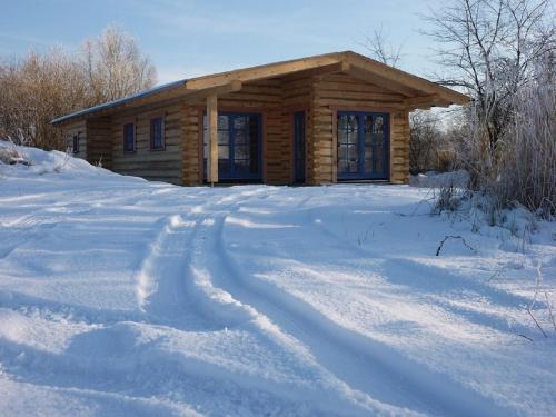 2 bedrooms, 4 beds