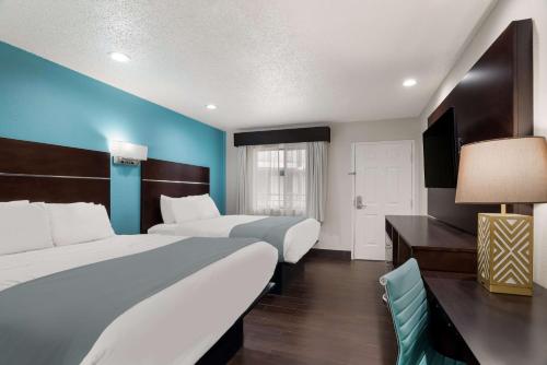 Queen Room with Two Queen Beds