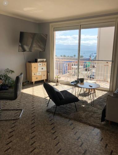 Appartement t4 spacieux 100m2 climatisé