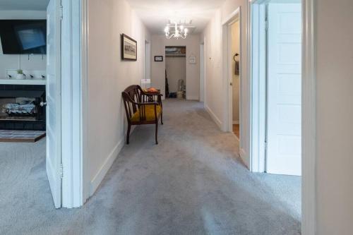 The Bike Path House! Cozy 2 BR w/ Fireplace The Bike Path House! Cozy 2 BR w/ Fireplace