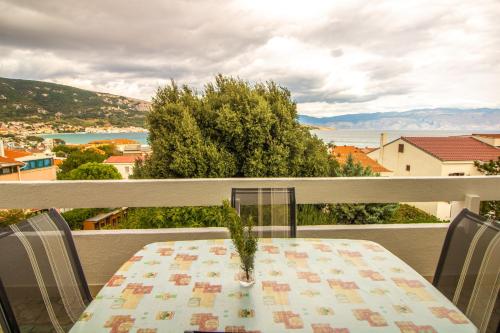 Two-Bedroom Apartment with Terrace and Sea View image 2