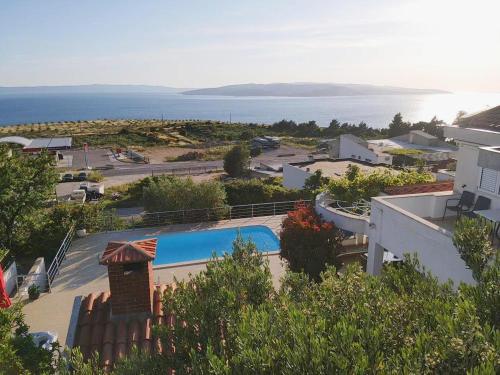 Family friendly house with a swimming pool Makarska - 19796