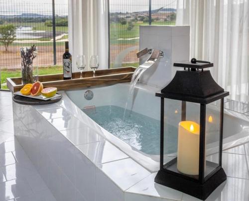 Karstais baseins, Dos Aguas Hotel Boutique in Amealco