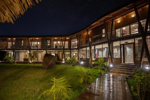 421285606 Hotel Ohana Rapa Nui
