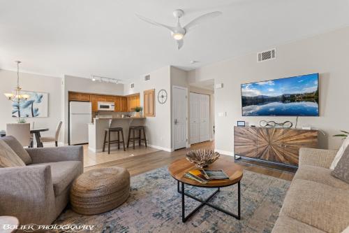 . Hawk Ridge Two Bedroom Condo by Cool Properties