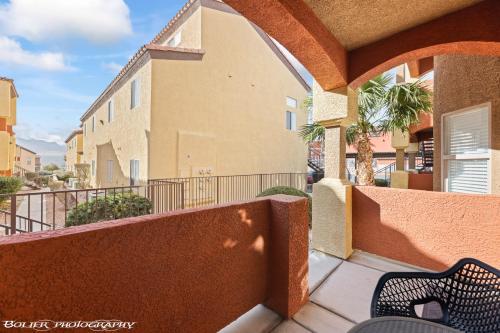 บริการและสิ่งอำนวยความสะดวก, Hawk Ridge Two Bedroom Condo by Cool Properties in เมสควิทเต