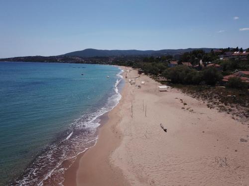 FILOXENIA Apartment 6 in Mirtia