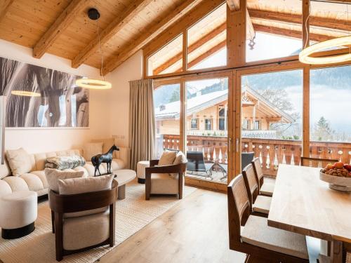 Premium chalet with sauna on a sunny slope