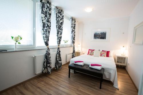 Studio (2 Adults) room in Bled Apartments