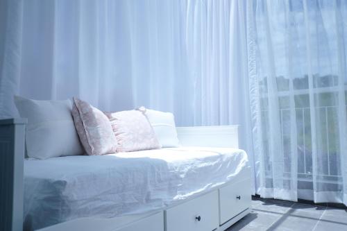 Comfy Sofy 23- Balcony Garden (Night market)