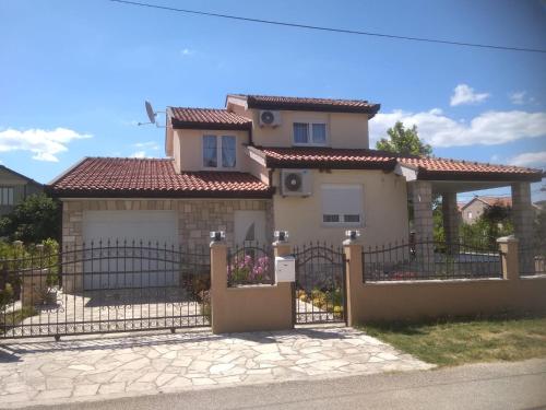 Villa Brabant - Accommodation - Stolac