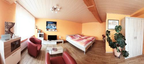 2 twin beds