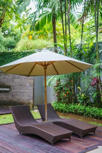 Three-Bedroom Villa with Private Pool image 8
