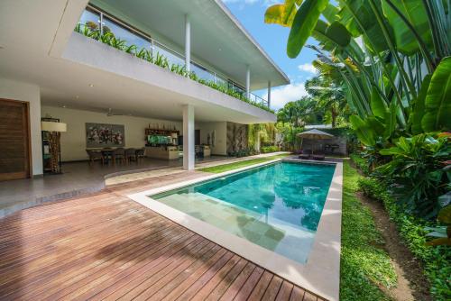 Three-Bedroom Villa with Private Pool image 2