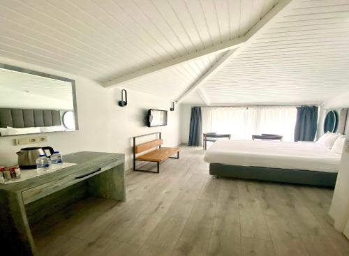 Faros Hotel Taksim-Special Category - image 4