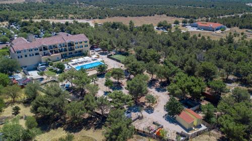 Camping Vrata Krke - Hotel - Lozovac