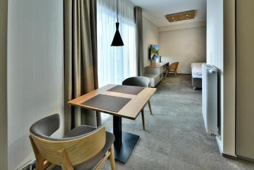 APLEND Lake Resort APLEND Lake Resort