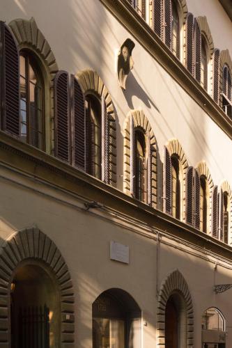 Casa G. Firenze - Tap to explore photos