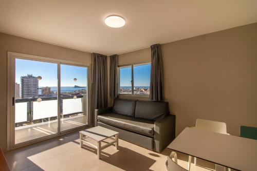 Apartamentos Michel Angelo Benidorm - image 9