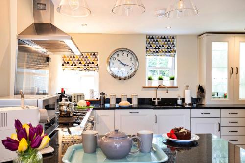 مطبخ, Finest Retreats - Ivy Cottage in كيركبي لونسدل