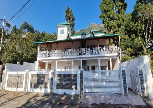 BluSalzz Home The Green Roof Bhimtal