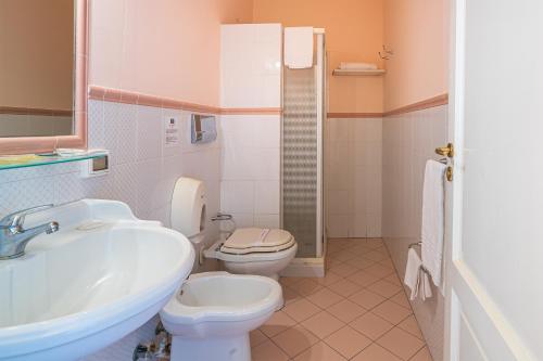 Hotel Mediterraneo Room Type - Superior Triple Room