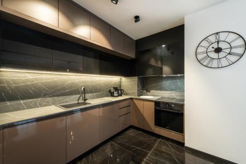 Superior Apartment Marangun - Tap to explore photos