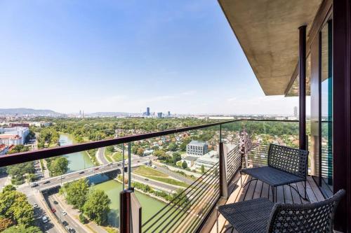 Design apartment with amazing view over Vienna - Tap to explore photos