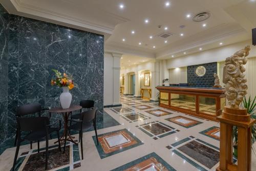 sala de TV, La Paloma Blanca Hotel in Sciacca