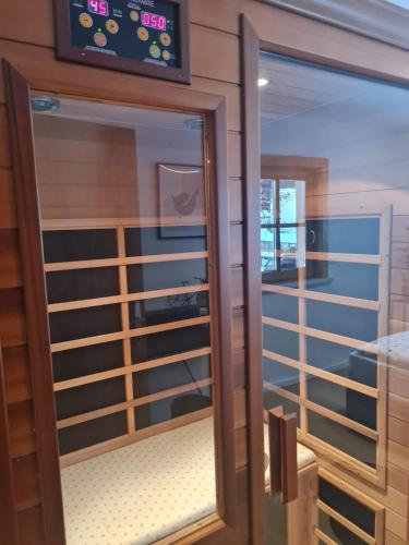 Sauna, Chalet am Bach in Deutsch-Griffen