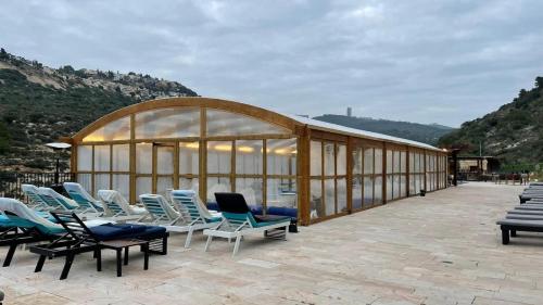 泳池, 凱德姆酒店 (Kedem Hotel) in 迦密山