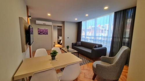 Old Lara homes 2