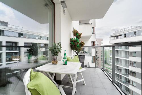 Erkély/terasz, Lumina studio near Arkadia center Warsaw near Arkadia Bevásárlóközpont