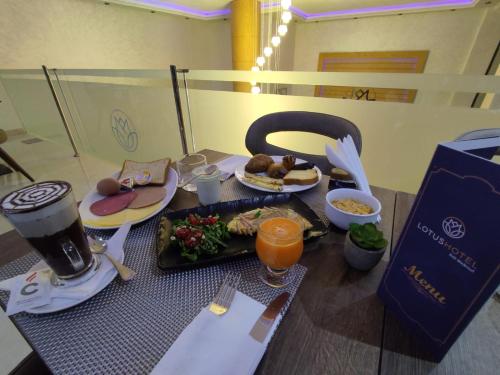 Food and beverages, LOTUS HOTEL Casanearshore in Sidi Maarouf
