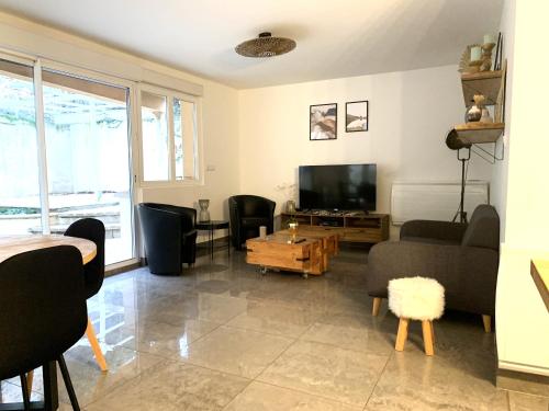 Appartement tout confort avec terrasse - Location saisonnière - Reims
